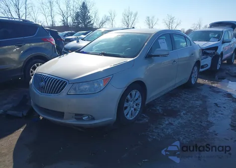 2013 Buick Lacrosse Leather Group z USA, uszkodzony, nr VIN 1G4GC5ER3DF270090